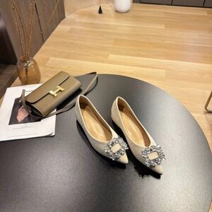 For Sale: Brand New Elegant Flats with Crystal Embellishment (EU 38 / US 7)